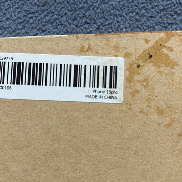 I phone 📞- 13 pro- glass protector - Picture 2 of 4